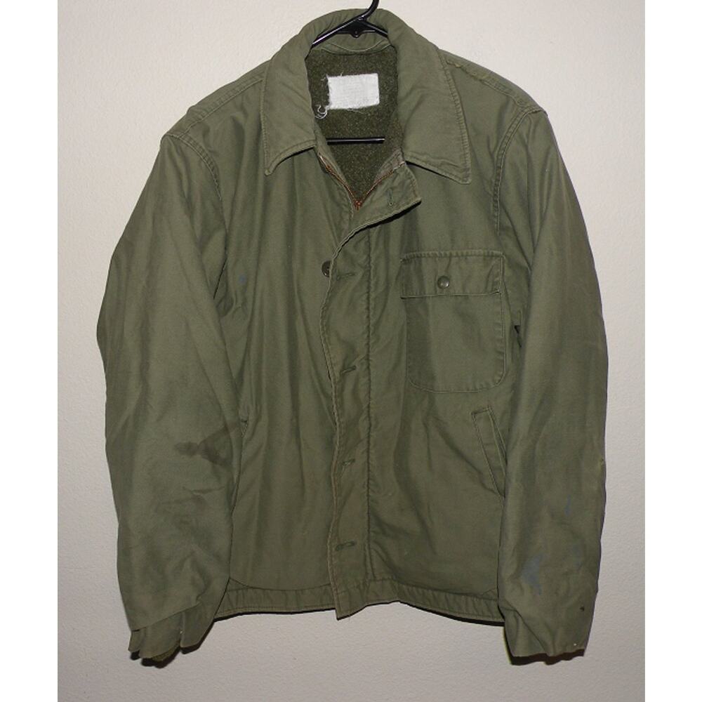 Vintage 60-70’s U.S. Navy Permeable Men’s Large A-2 Deck Jacket